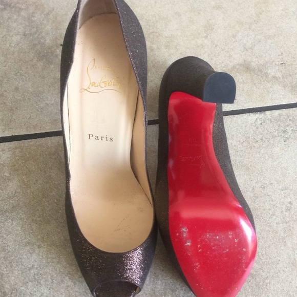 Authentic shoes for sale,  wore once and  in great condition - Picture 2 of 5